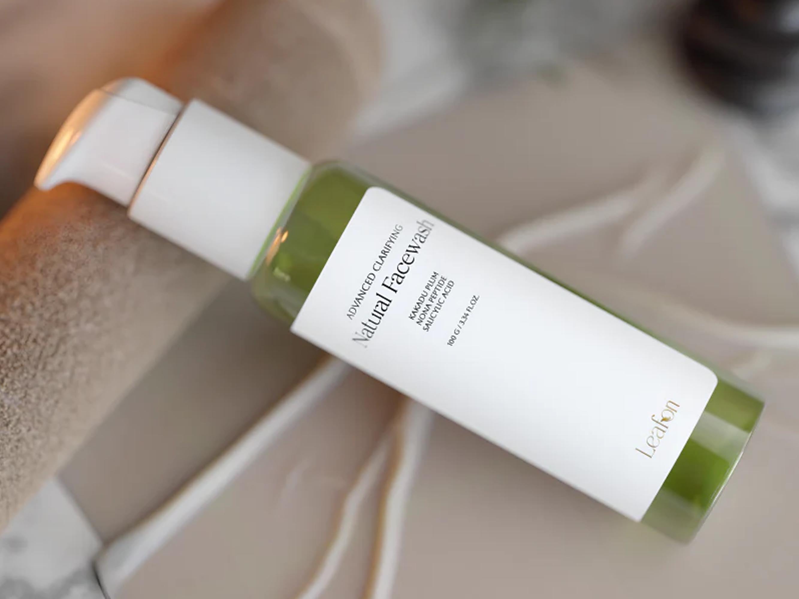Leafon Advanced Clarifying Natural Facewash