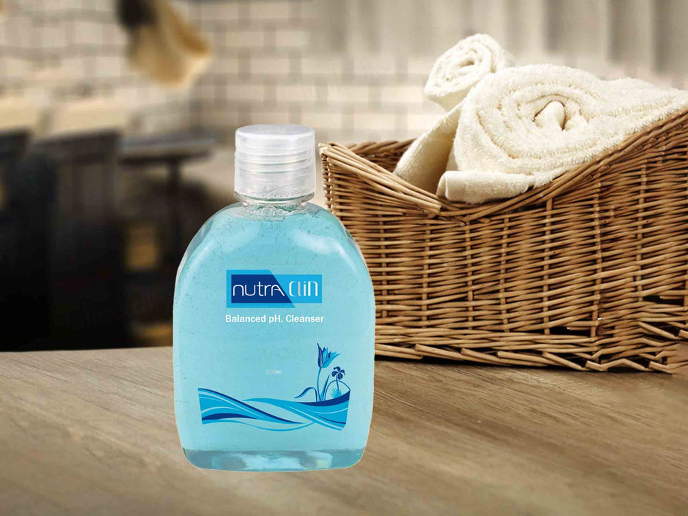 Nutraclin Neutral pH Cleanser
