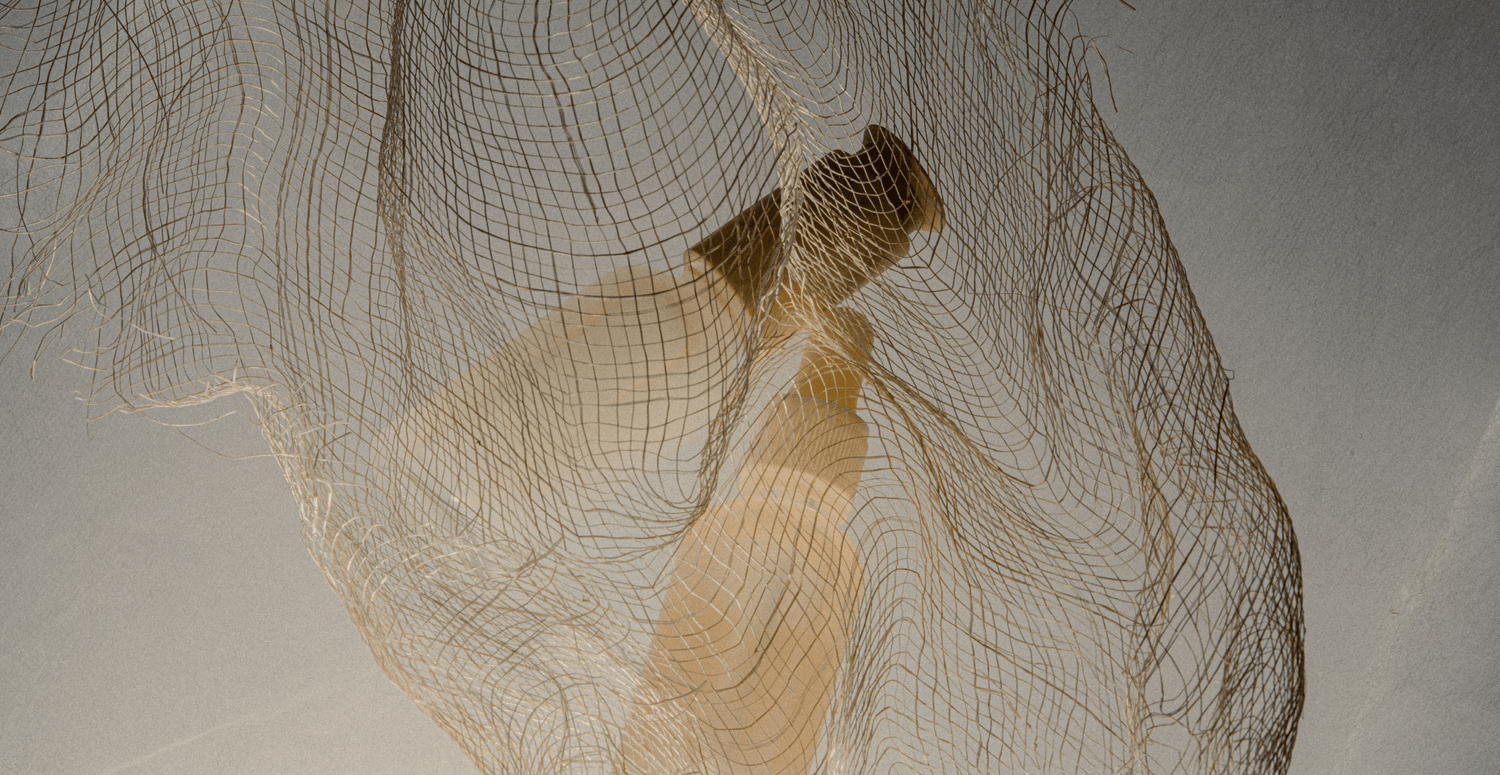 Rejuvenate Your Under-Eye Area: 8 Compelling Reasons to Use Hyaluronic Acid Serum