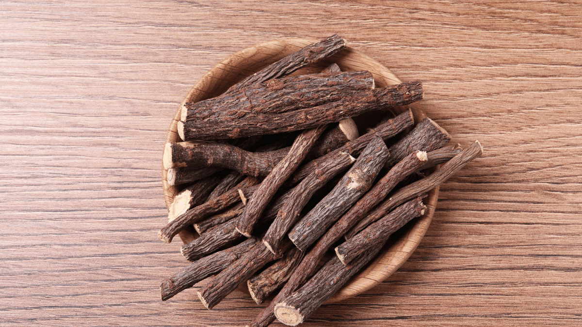 Unlocking the Power of Willow Bark: 5 Key Benefits for Your Skin