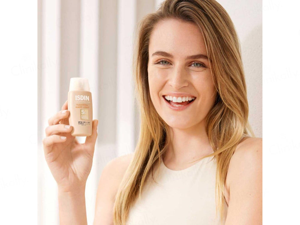 ISDIN Fotoprotector Fusion Water Magic Light Sunscreen SPF 50 PA++++